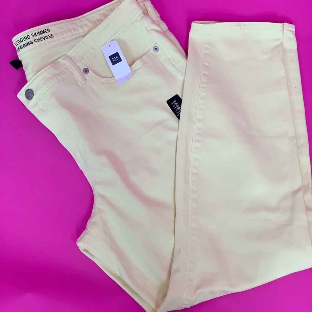 Gap pastel yellow stretch denim jeans